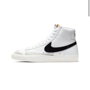 Nike Men's Blazers White/Black High-Top Sneaker